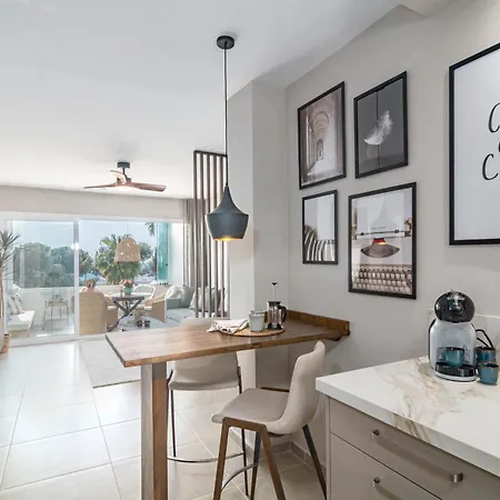 아파트 Jm94 - Totally Renovated In Stylish Design 밀야스코스타